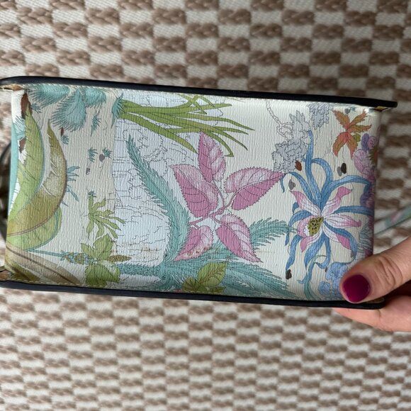 Gucci Purse - Picture 3 of 10